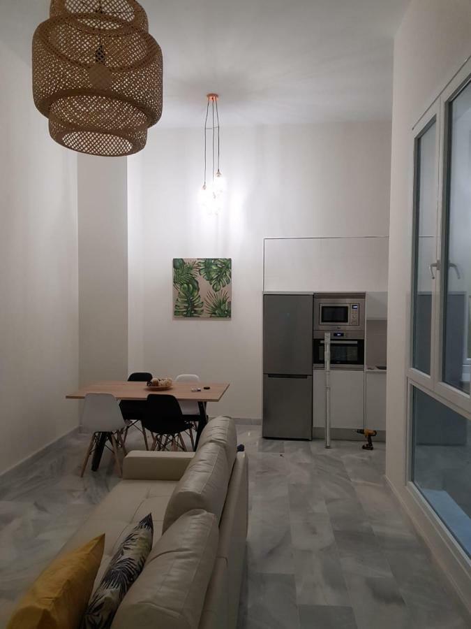 Apartamento Nuevo En Casa Tipo Palacio กาดิซ ภายนอก รูปภาพ